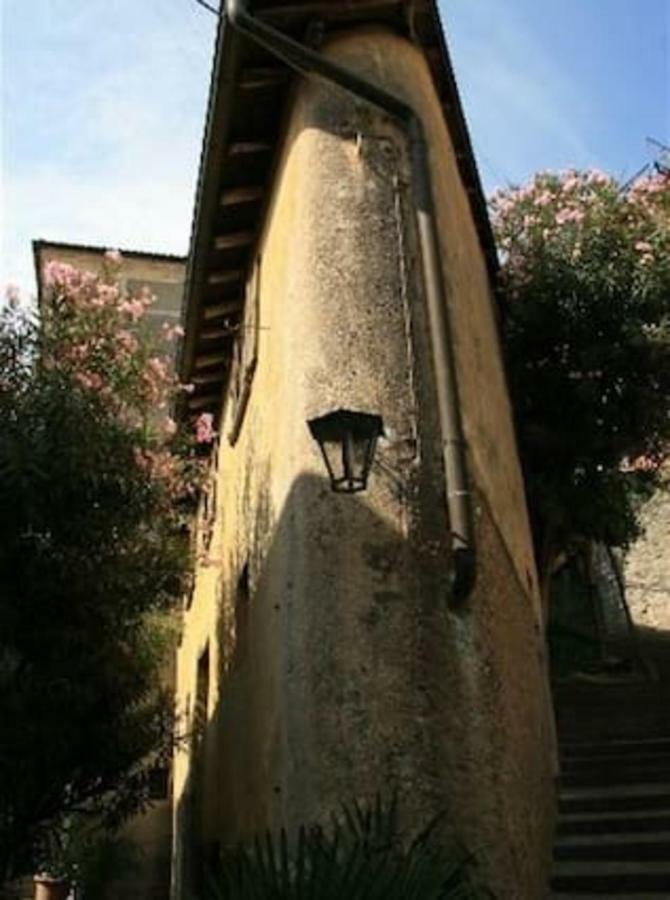 Casa 1659 - Casa Parrucchiere *